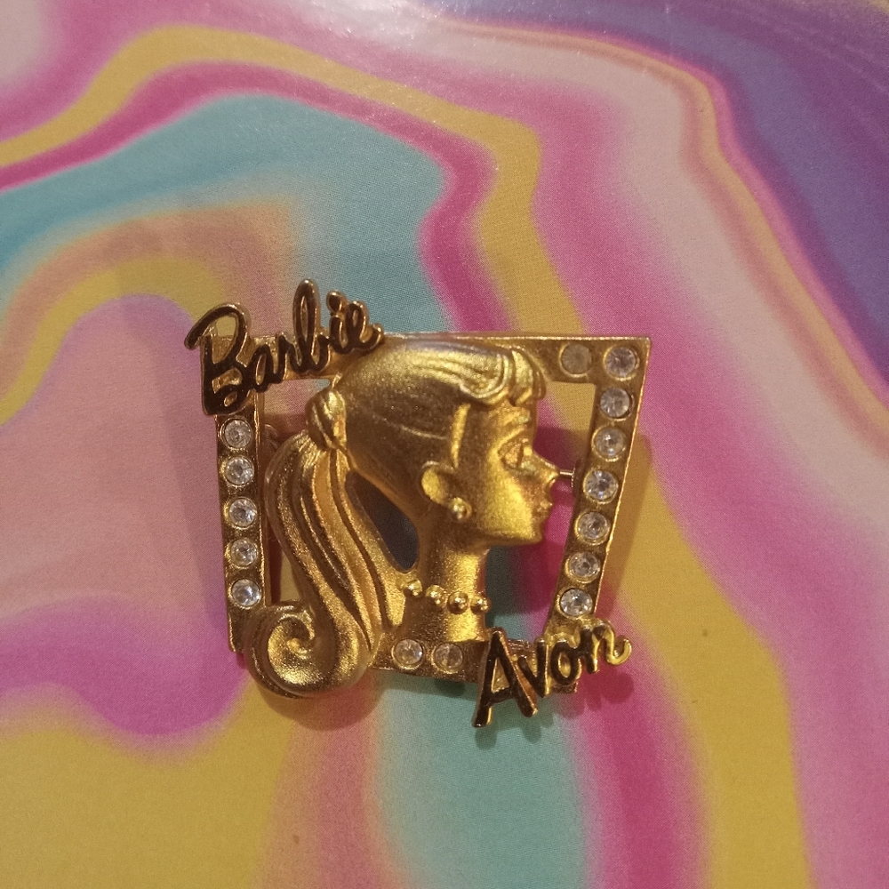 Vintage "AVON Loves Barbie" pin